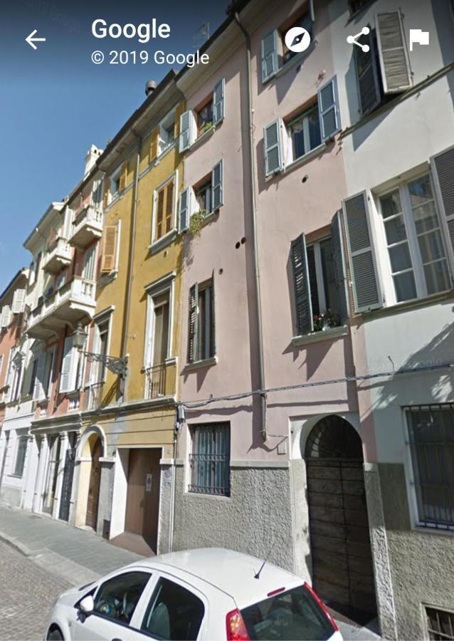 Banksy - Arte In Centro Citta Apartment Parma Exterior photo